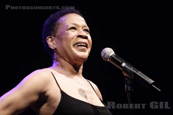 BETTYE LAVETTE - 2006-05-12 - PARIS - La Cigale - 